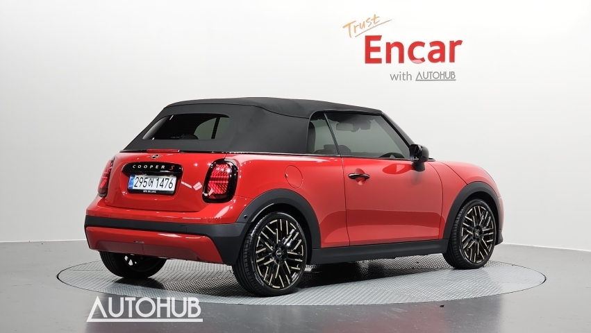 Mini Cooper S Convertible 2025 photo 2