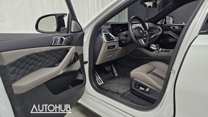 BMW X6M 2025 photo 4