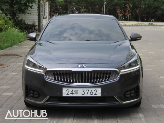 Kia K7 Noblesse
